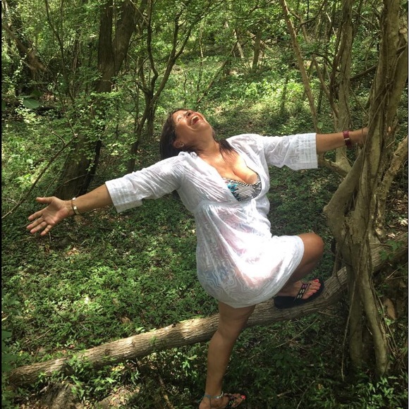 Meet your Posher, Margarita - Picture 2 of 3